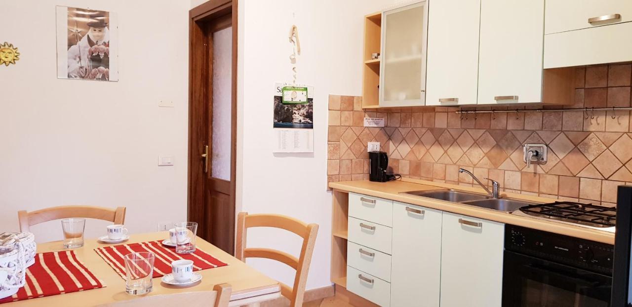 Pareja Apartments Orosei Εξωτερικό φωτογραφία